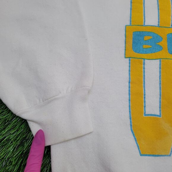 Vintage UCLA Bruins Sweatshirt Womens Large 21x23 Crop USA - Picture 3 of 16